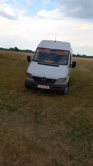 mă ocup cu debarasări auto și curețenie de bază 