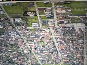 Vand loc de casa Gradiste