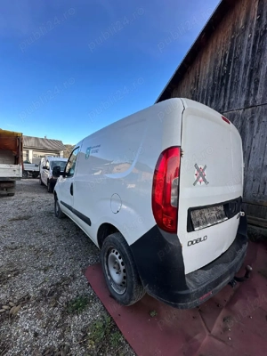 Vand Fiat Doblo in stare foarte buna de funcționare An . 2015 mot 1300 cp 90 .