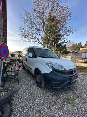 Vand Fiat Doblo in stare foarte buna de funcționare An . 2015 mot 1300 cp 90 . - imagine 4