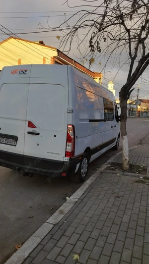 Vând Renault Master 8+1 locuri, an 2012 - imagine 4