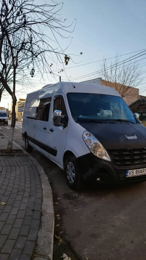 Vând Renault Master 8+1 locuri, an 2012 - imagine 2