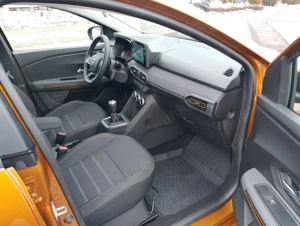 Dacia Sandero Stepway 2023 - imagine 9