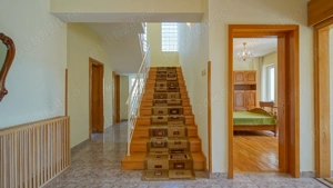 CASA vanzare BRASOV, calitati+potential deosebit, 5 min mall Coresi - imagine 6