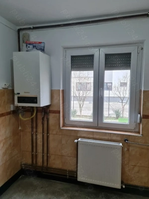 Vând apartament 3 camere, Boul Roşu, recent zugrăvit - imagine 5