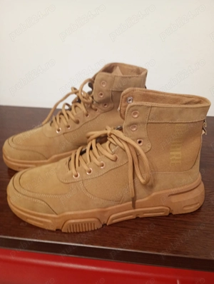 Bocanci primăvară - toamna umbro