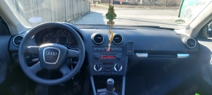 Audi A3 Panoramic 4 usi - imagine 7