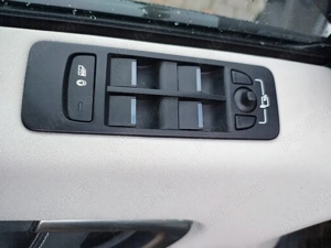 Land Rover Discovery Sport 2.0 TD4 - imagine 2