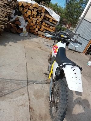 Vând sau schimb Suzuki 350