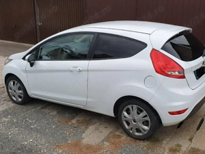 De vanzare 2 autoturisme Ford Fiesta 2009-2010 benzina 1.25 - imagine 9