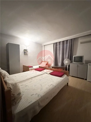 Pensiune 15 camere in a Doua Linie la Mare, zona Pescaria lui Matei - imagine 6