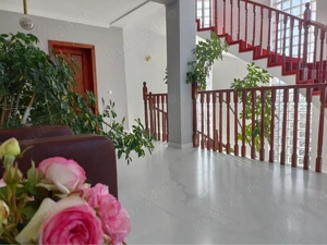 inchiriez camere cu 2,3,4 paturi pt muncitori,cu bucatarie si spalatorie,3stele,complet dotat si uti