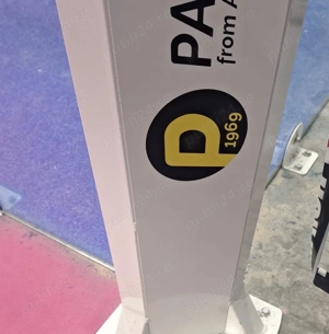 Padel courts used - imagine 5