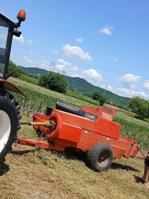 Vând presă de balotat drepunghiulara deutz-fahr HD 440.