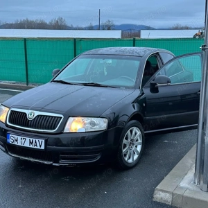 skoda superb  - imagine 3