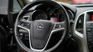 Opel Astra J 1.4 benzina turbo - imagine 2