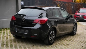 Opel Astra J 1.4 benzina turbo - imagine 7