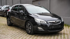 Opel Astra J 1.4 benzina turbo - imagine 10