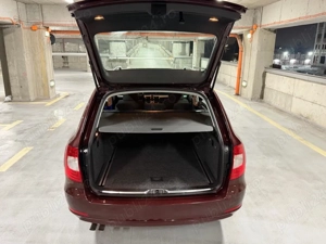Skoda Superb Combi 1.4 TSI 125 CP 2010 EURO 5 Benzină   Limuzină de familie, confort și spațiu premi - imagine 13