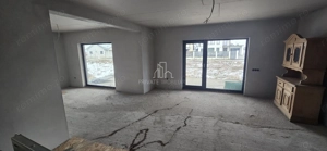 Casa 283 Mp/ Teren 835 Mp, Nou Construita, Solovăstru, Zona Reghin - imagine 9
