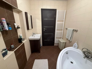 Casa spațioasă + spațiu comercial+ mansarda- Gataia - imagine 5