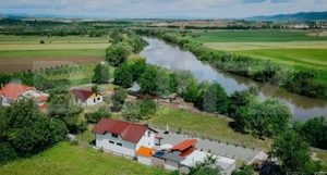 Proprietate pe malul Mureșului – Stâna de Mureș - imagine 15