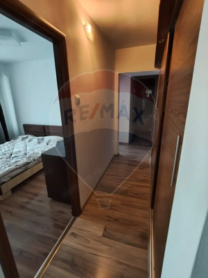 Apartament solid si spatios, 3 Camere, 1 Mai - imagine 11