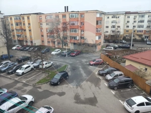 Apartament solid si spatios, 3 Camere, 1 Mai - imagine 13