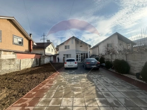 Casă / Vilă cu 5 camere de vânzare - imagine 14