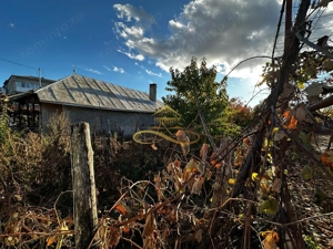 Casa batraneasca din caramida de vanzare si 4500 mp teren Negri Bacau - imagine 17