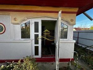 Casa batraneasca din caramida de vanzare si 4500 mp teren Negri Bacau - imagine 8