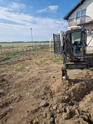 vand miniexcavator volvo - imagine 5