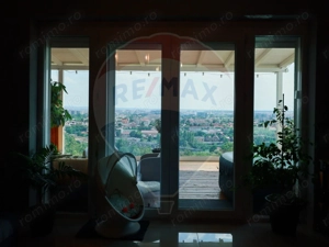 Apartament cu terasă și panoramă de vânzare, zona Hilton, Oradea - imagine 2