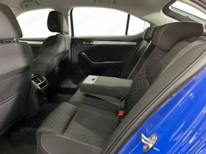 Skoda Superb - imagine 11