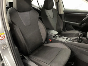 Skoda Octavia - imagine 9