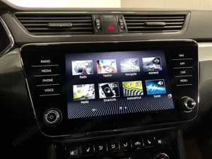 Skoda Superb - imagine 16