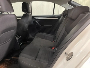 Skoda Octavia - imagine 12