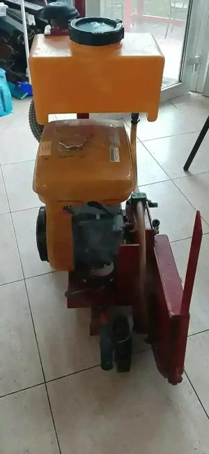 Utilaj tip elicopter pt.finisat beton si utilaj pt.taiat asfalt