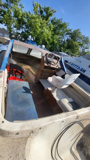 Barca cu motor inmatricata + peridoc - imagine 2
