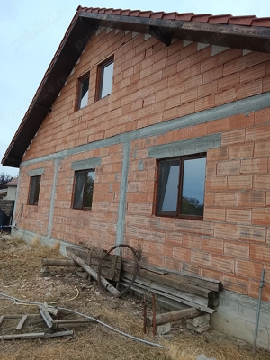 Execut lucrari constructi Debarasalri apartamemte locuite etc