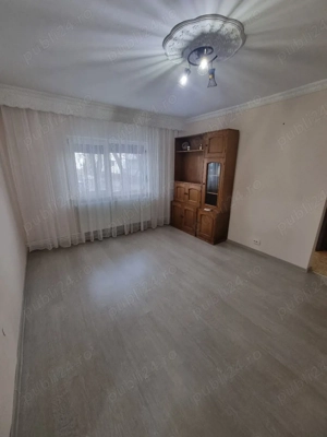 proprietar vând apartament 