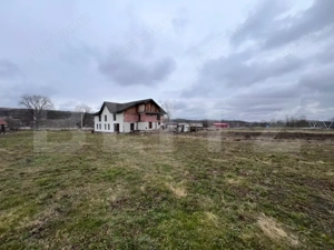 Pensiune în construcție cu potențial turistic și teren generos. 420mp utili  - imagine 5