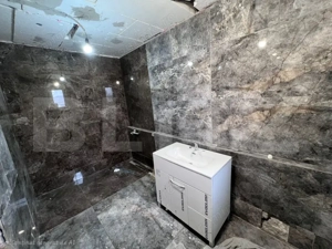 Pensiune în construcție cu potențial turistic și teren generos. 420mp utili  - imagine 12