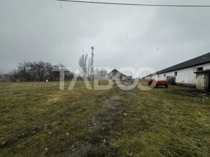 Teren de vanzare 8380 mp cu anexa de 1538 mp in Mohu - imagine 4