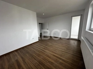 Apartament de vanzare 3 camere 2 bai 1 balcon 1 logie loc de parcare - imagine 2