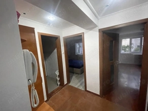 Apartament 2 camere decomandat de închiriat   Constanța, Aleea Fragilor nr. 11 - imagine 2