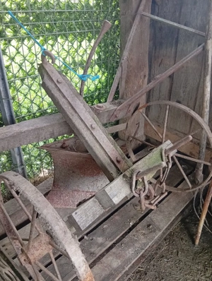 Plug de 5 și rotile sau schimb cu capre  - imagine 2