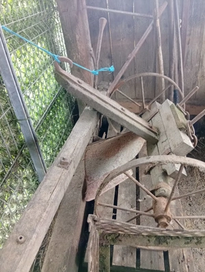 Plug de 5 și rotile sau schimb cu capre 