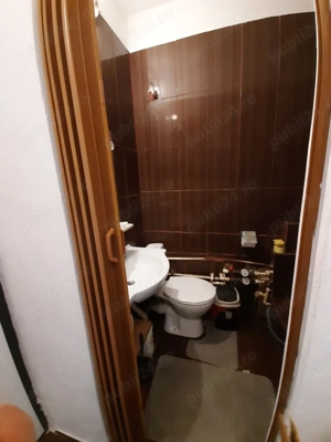 De vanzare garsoniera zona Far - 1 Mai vechi - imagine 4