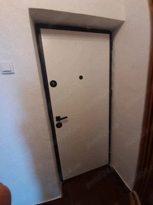 De vanzare garsoniera zona Far - 1 Mai vechi - imagine 5